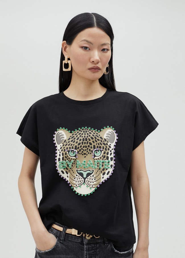 CAMISETA NEGRA LEOPARDO