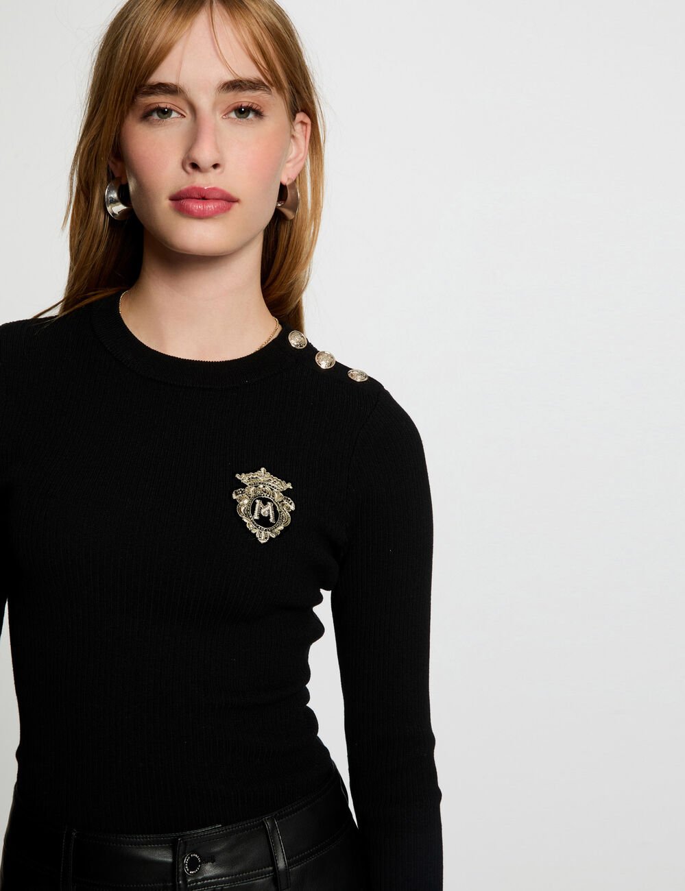 JERSEY NEGRO ESCUDO PLATA