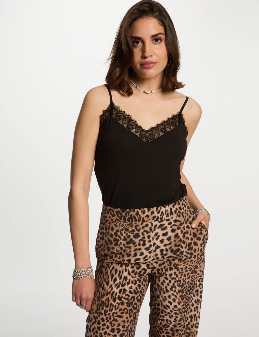 TOP BETINO NEGRO LENCERO