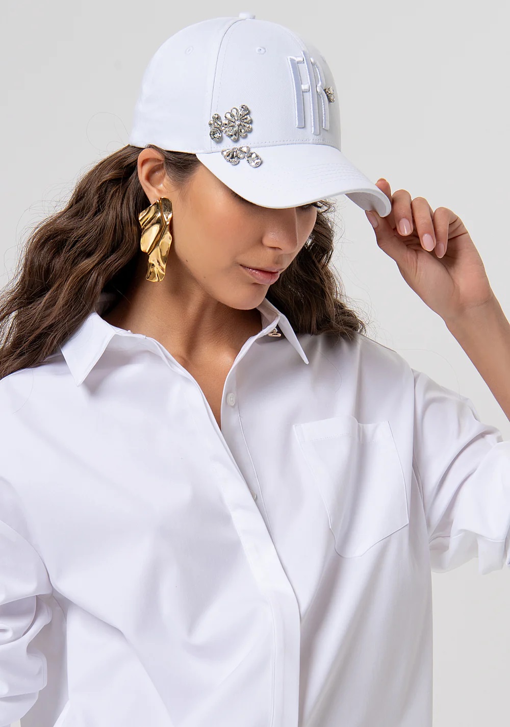 GORRA BEISBOL BLANCA PIEDRAS