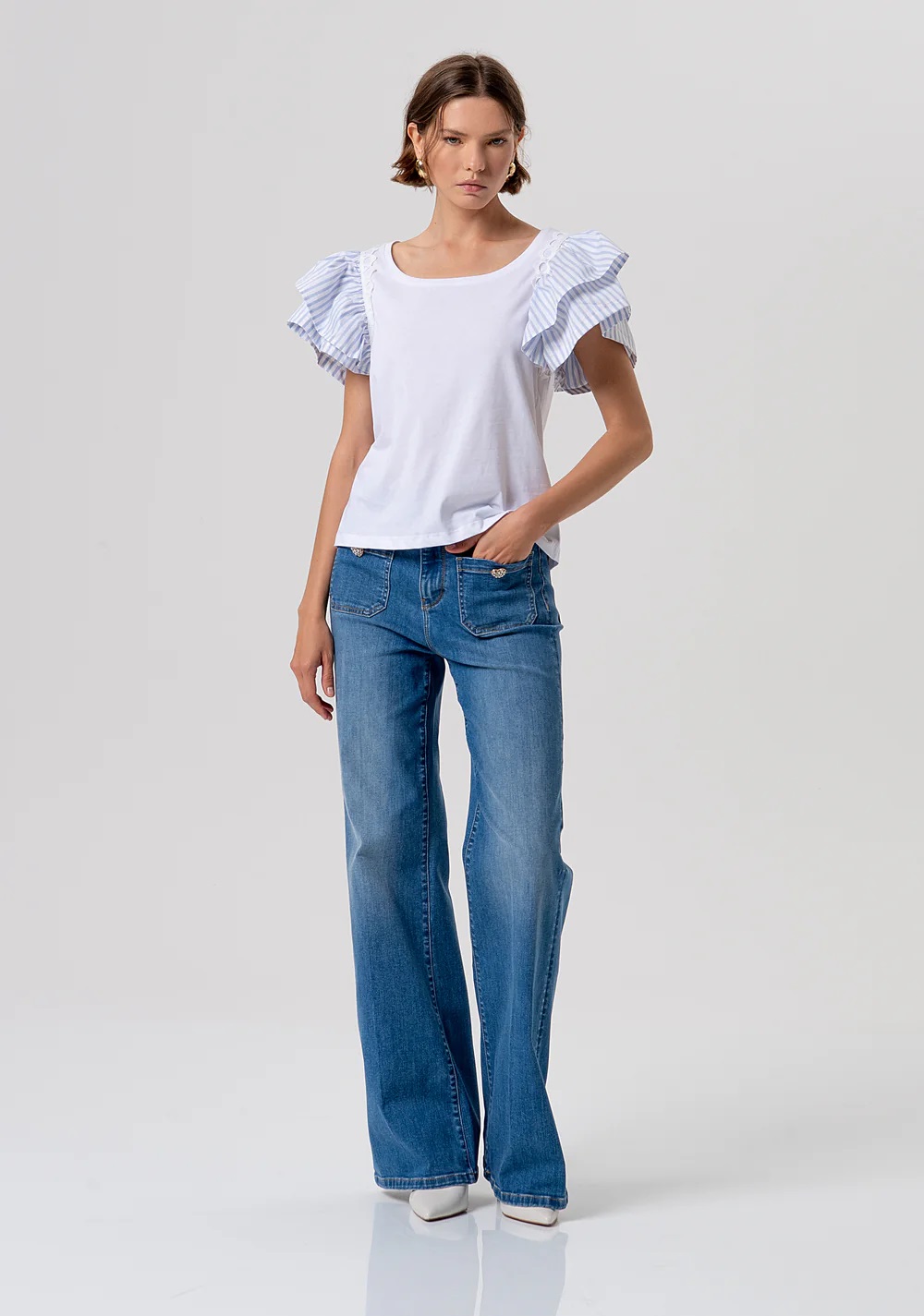 CAMISETA BLANCA MANGA VOLANTES RAYAS